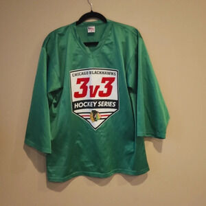Park Anthony pro sport Blackhawks 3V3 Hockey Series size S green jersey (E)